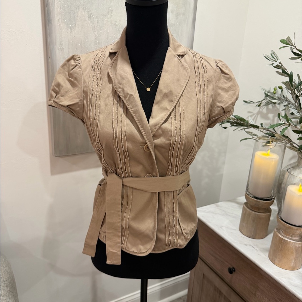 BCBGMaxAzria Tan Short-Sleeve Crop Blazer Jacket